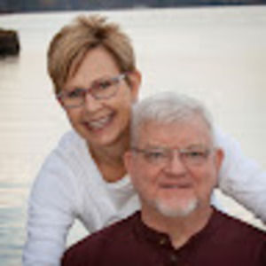 Meet your Posher, Stephanie & larry